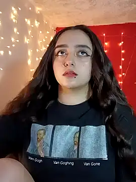 IvonneT online show from 12.02.24