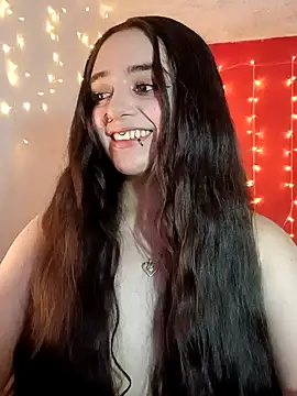 IvonneT online show from 12.08.24