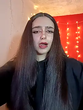 IvonneT online show from 01.25.25