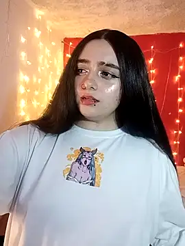 IvonneT online show from 01.26.25