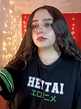 IvonneT online show from 02.12.25