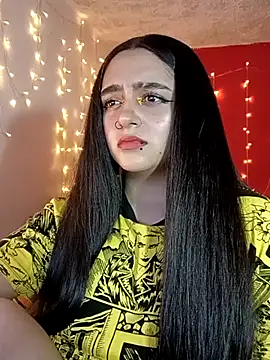 IvonneT online show from 02.26.25