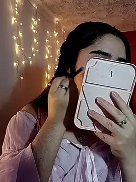 IvonneT online show from 03.02.25