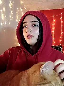 IvonneT online show from 03.03.25