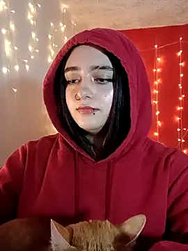 IvonneT online show from 03.05.25