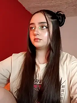 IvonneT online show from 11.02.25