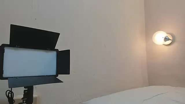 Snapshot of kathe_hot chatting on 07.04.26 kathe hot online show from 07.04.26