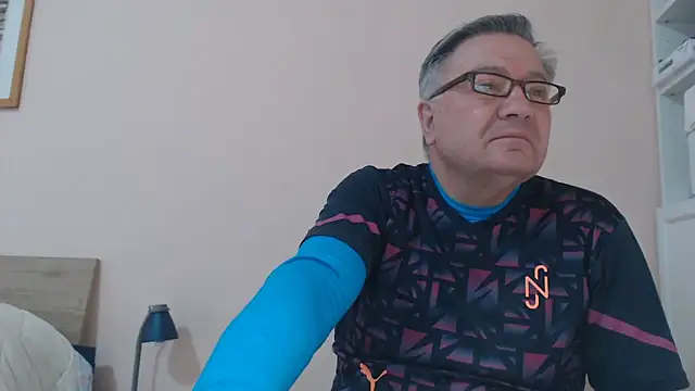 YOU6me online show from 03.18.25