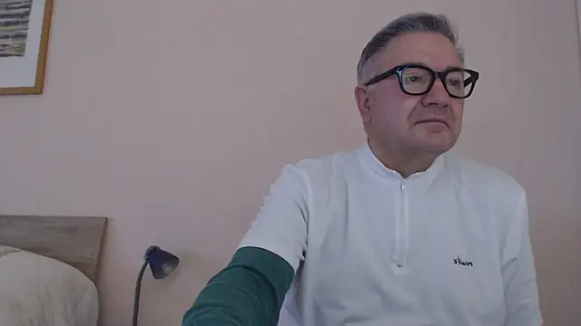 YOU6me online show from 12.04.25