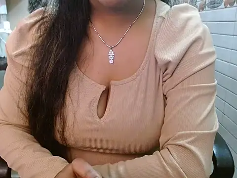 LovingPihu online show from 02.11.26