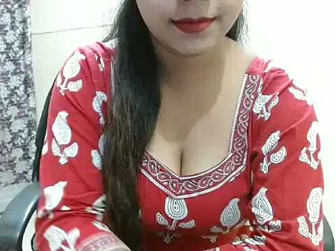 Snapshot of LovingPihu chatting on 04.18.26 LovingPihu online show from 04.18.26