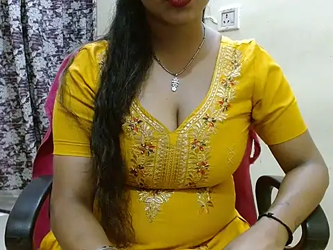Snapshot of LovingPihu chatting on 04.22.26 LovingPihu online show from 04.22.26