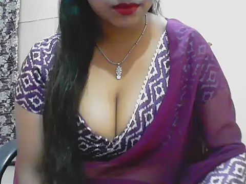 Snapshot of LovingPihu chatting on 04.24.26 LovingPihu online show from 04.24.26