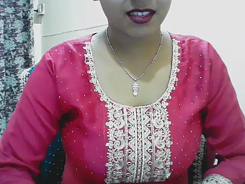 Snapshot of LovingPihu chatting on 05.12.26 LovingPihu online show from 05.12.26