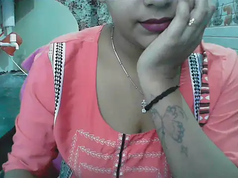 Snapshot of LovingPihu chatting on 06.01.26 LovingPihu online show from 06.01.26