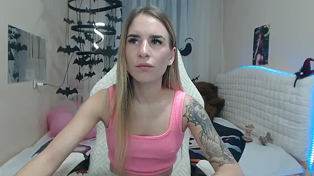 DeboraHorny online show from 10.31.25