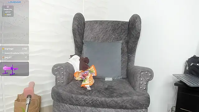 Keyla Milf online show from 02.05.25