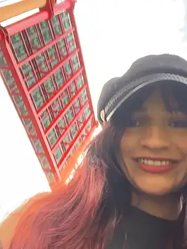 Lilith Mark online show from 10.21.25