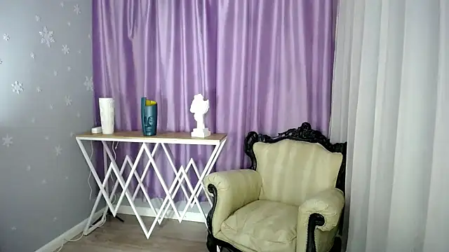 queen a n i online show from 01.26.25