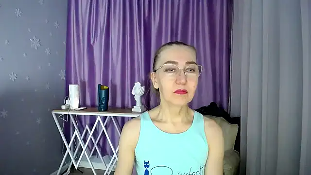 queen a n i online show from 02.02.25