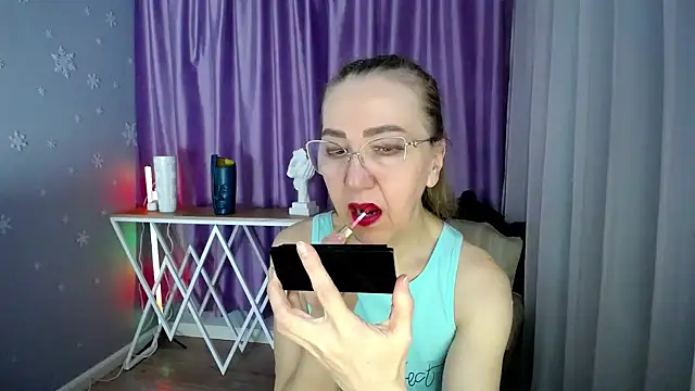 queen a n i online show from 02.21.25