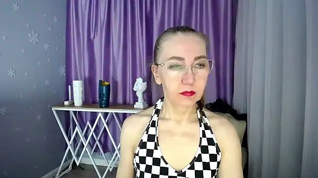 queen a n i online show from 02.26.25