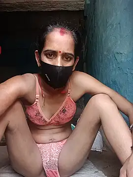 Snapshot of Mohni_Das chatting on 06.17.26 Mohni Das online show from 06.17.26