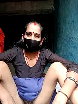 Snapshot of Mohni_Das chatting on 06.24.26 Mohni Das online show from 06.24.26