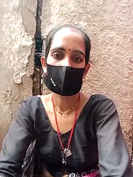 Snapshot of Mohni_Das chatting on 06.27.26 Mohni Das online show from 06.27.26