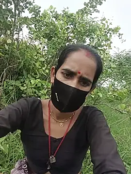 Snapshot of Mohni_Das chatting on 07.19.26 Mohni Das online show from 07.19.26