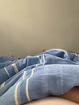 Snapshot of alonglongdidong chatting on 05.20.26 alonglongdidong online show from 05.20.26