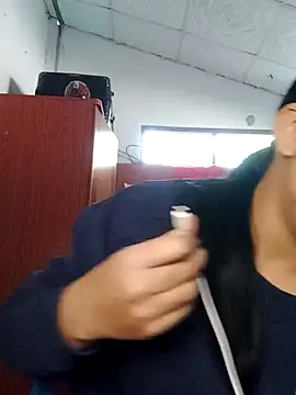 Snapshot of NannyNannybabe chatting on 12.25.24 NannyNannybabe online show from 12.25.24