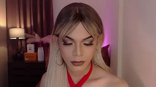 Snapshot of HugecockAlexa chatting on 12.22.24 HugecockAlexa online show from 12.22.24