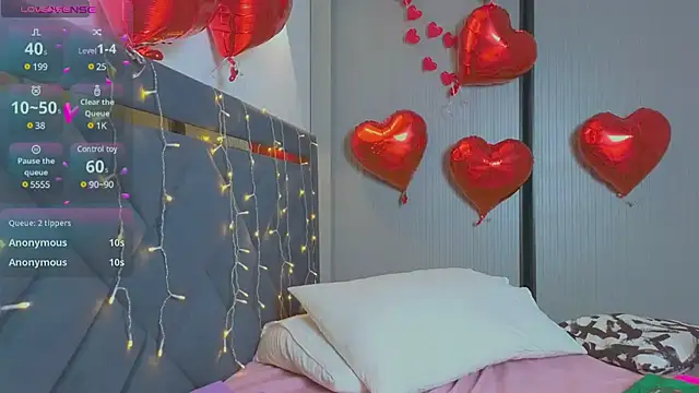 Snapshot of Mia_Tin chatting on 02.14.25 Mia Tin online show from 02.14.25