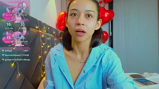 Snapshot of Mia_Tin chatting on 02.17.25 Mia Tin online show from 02.17.25