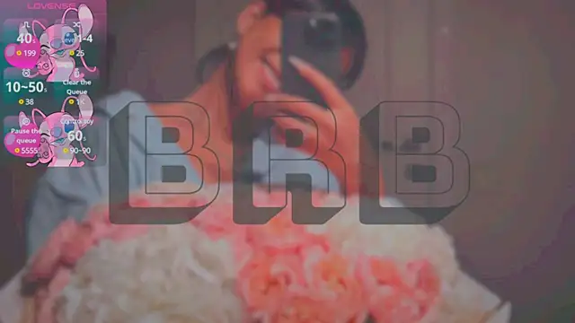 Snapshot of Mia_Tin chatting on 03.01.25 Mia Tin online show from 03.01.25