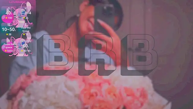 Snapshot of Mia_Tin chatting on 03.02.25 Mia Tin online show from 03.02.25