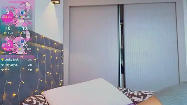 Snapshot of Mia_Tin chatting on 03.03.25 Mia Tin online show from 03.03.25