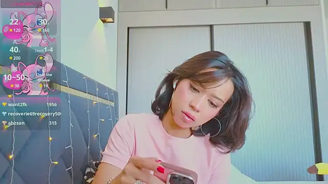 Snapshot of Mia_Tin chatting on 03.14.25 Mia Tin online show from 03.14.25