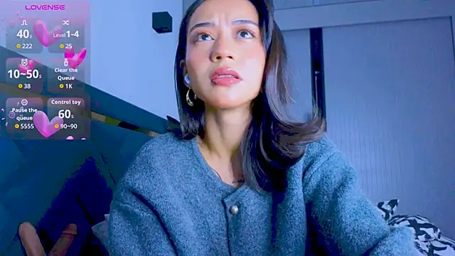 Snapshot of Mia_Tin chatting on 09.19.25 Mia Tin online show from 09.19.25