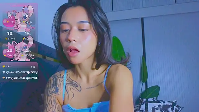 Snapshot of Mia_Tin chatting on 09.23.25 Mia Tin online show from 09.23.25