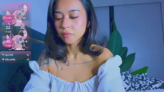 Snapshot of Mia_Tin chatting on 10.04.25 Mia Tin online show from 10.04.25