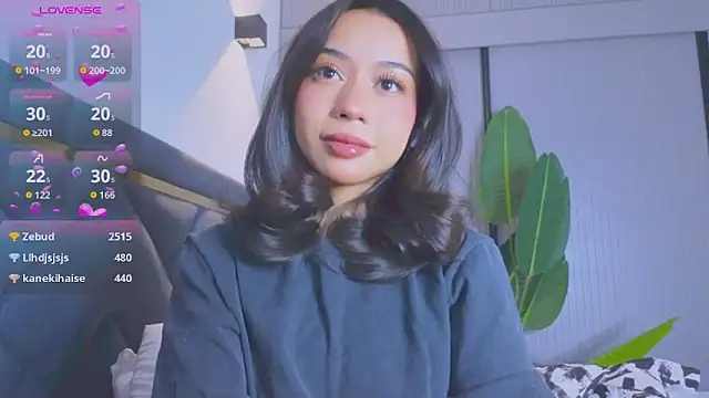 Snapshot of Mia_Tin chatting on 11.09.25 Mia Tin online show from 11.09.25