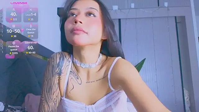 Snapshot of Mia_Tin chatting on 02.06.26 Mia Tin online show from 02.06.26