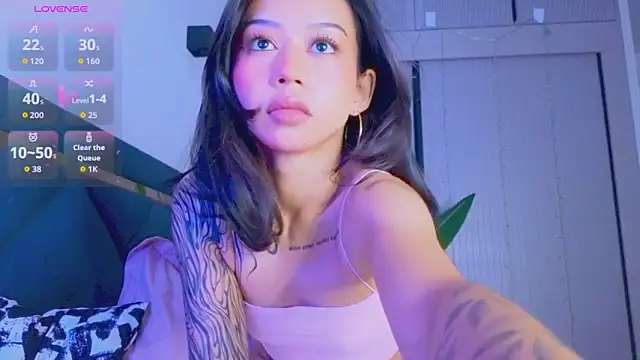 Snapshot of Mia_Tin chatting on 02.08.26 Mia Tin online show from 02.08.26