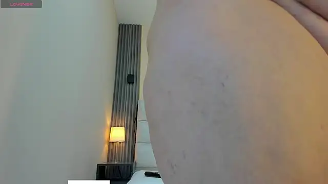 EYMI TOMSOM online show from 12.05.25