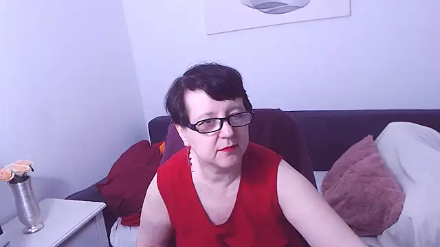 ChristaRose online show from 10.15.25