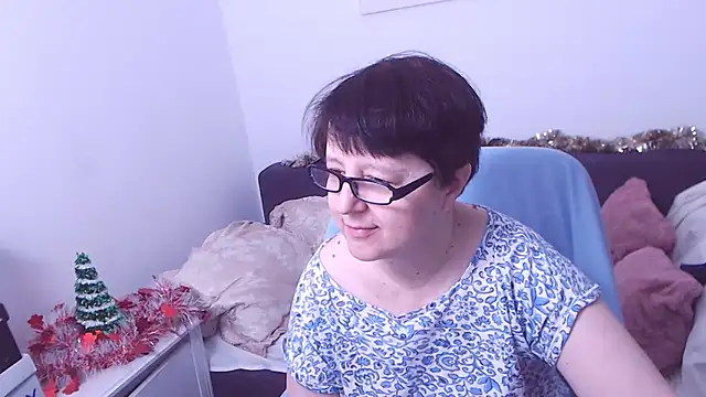 ChristaRose online show from 12.21.25