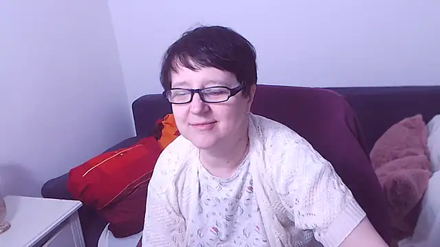 ChristaRose online show from 04.15.26