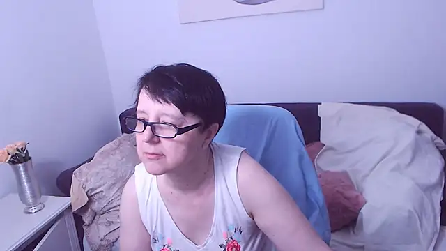 Snapshot of ChristaRose chatting on 07.04.26 ChristaRose online show from 07.04.26
